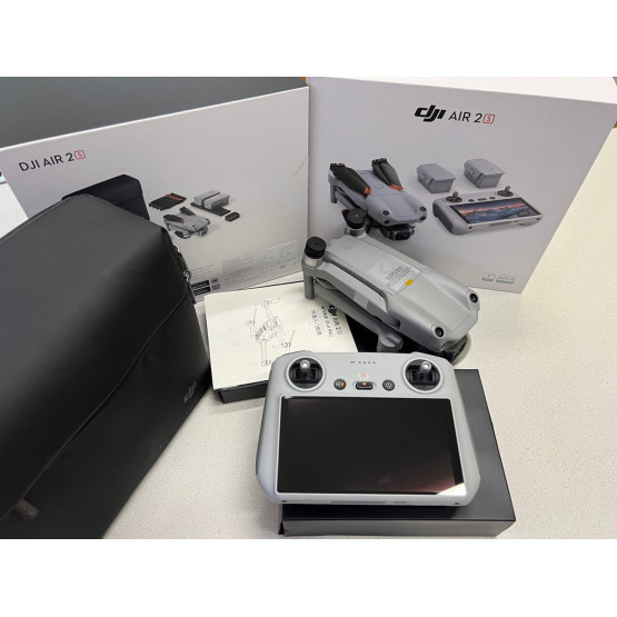 Квадрокоптер DJI AIR 2S FLY MORE COMBO (пульт DJI RC с экраном)